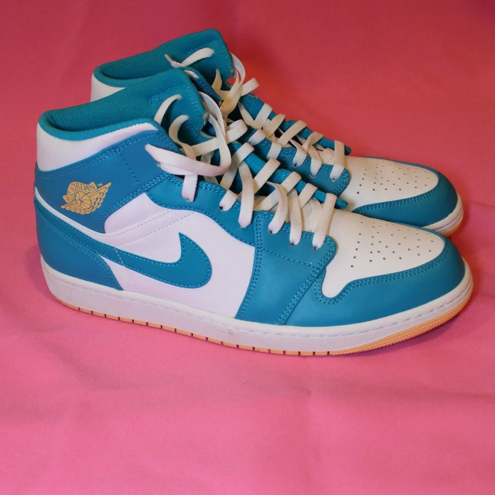 Nike Air Jordan 1 Mid Aquatone Blue Gold AJ1 Casual Basketball Men's 12 US‎